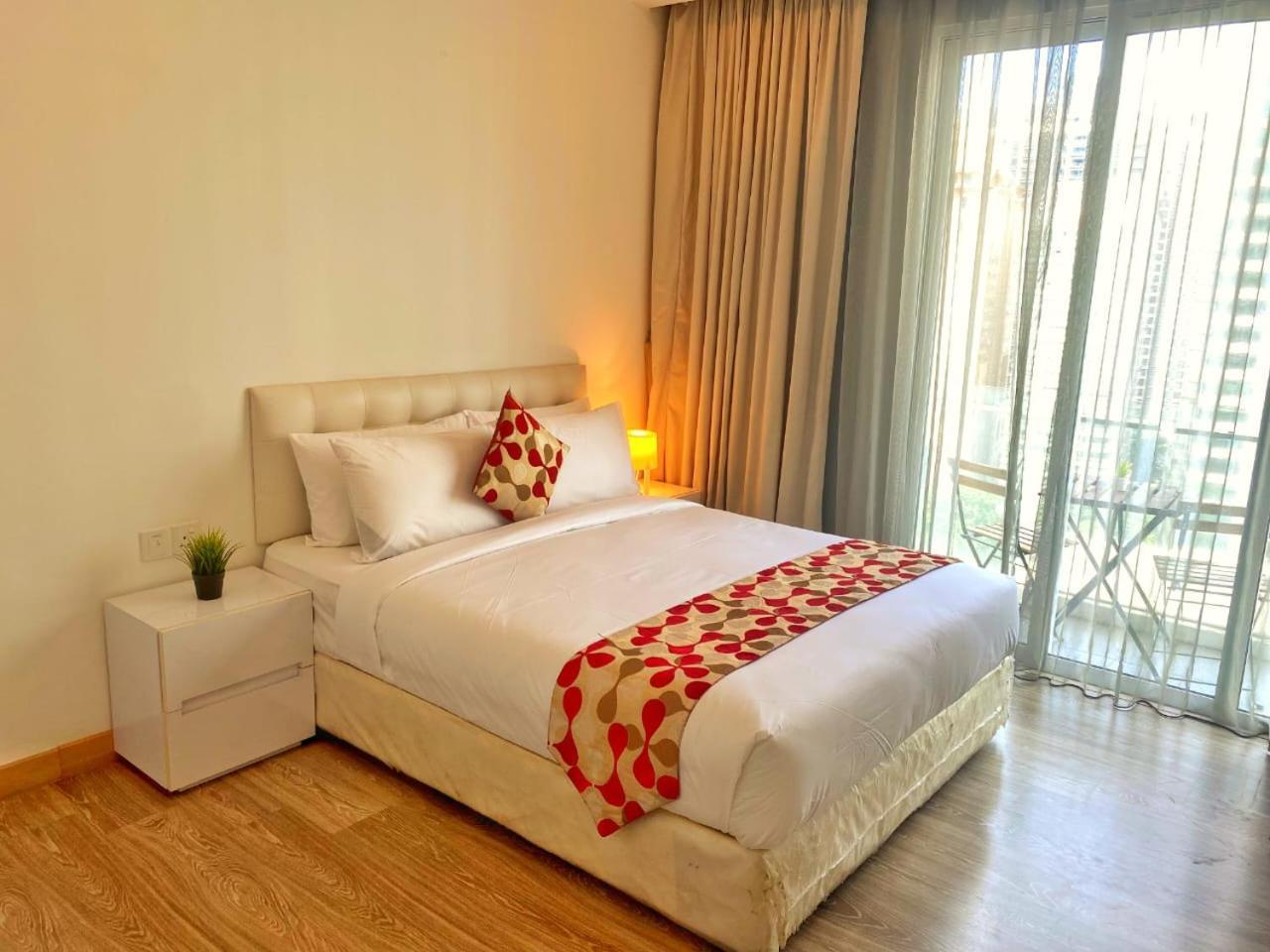 Appartamento Oneiro One Bukit Ceylon Kuala Lumpur Esterno foto