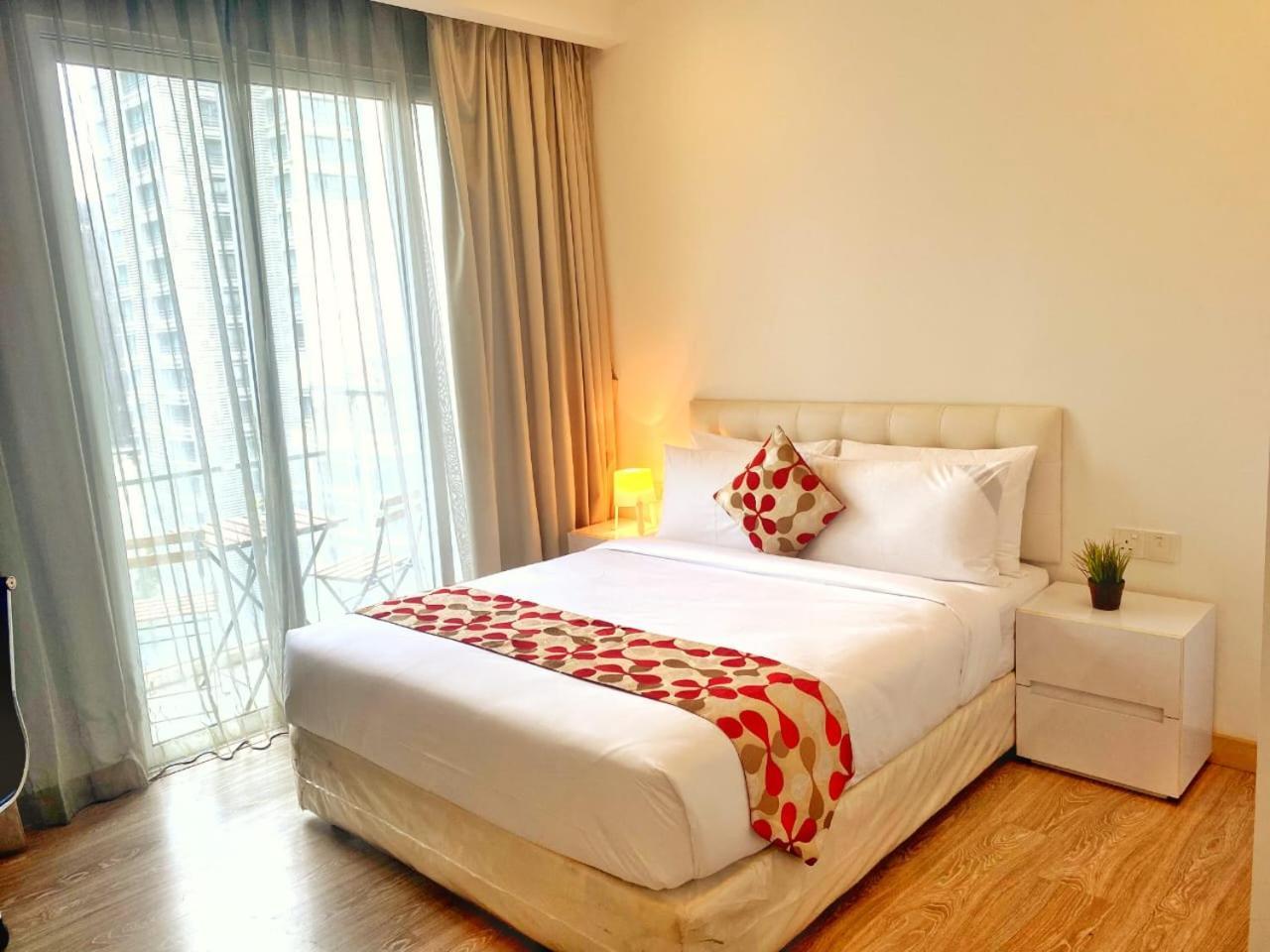 Appartamento Oneiro One Bukit Ceylon Kuala Lumpur Esterno foto