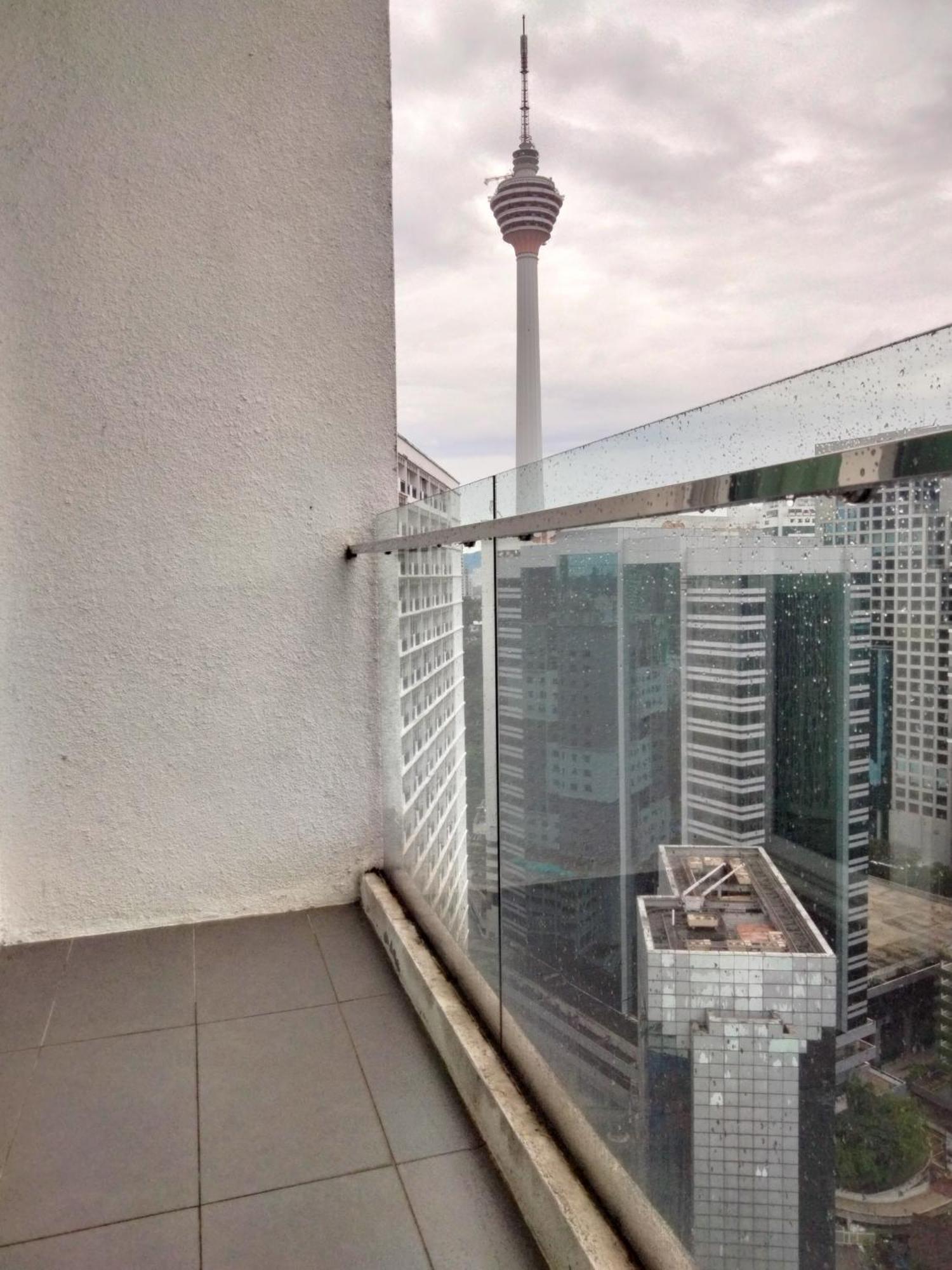 Appartamento Oneiro One Bukit Ceylon Kuala Lumpur Esterno foto